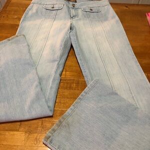 Women’s vintage L.e.I light blue bootcut jeans size 11, excellent pre-owned cond